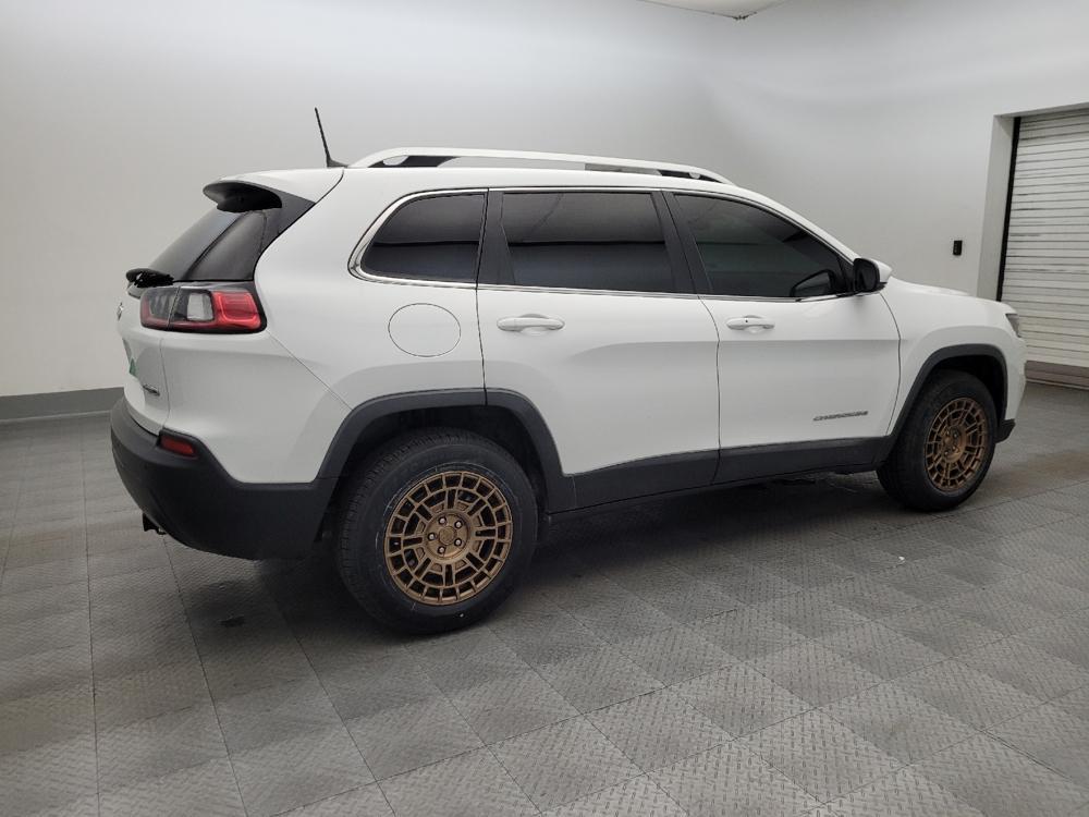 used 2020 Jeep Cherokee car, priced at $16,395