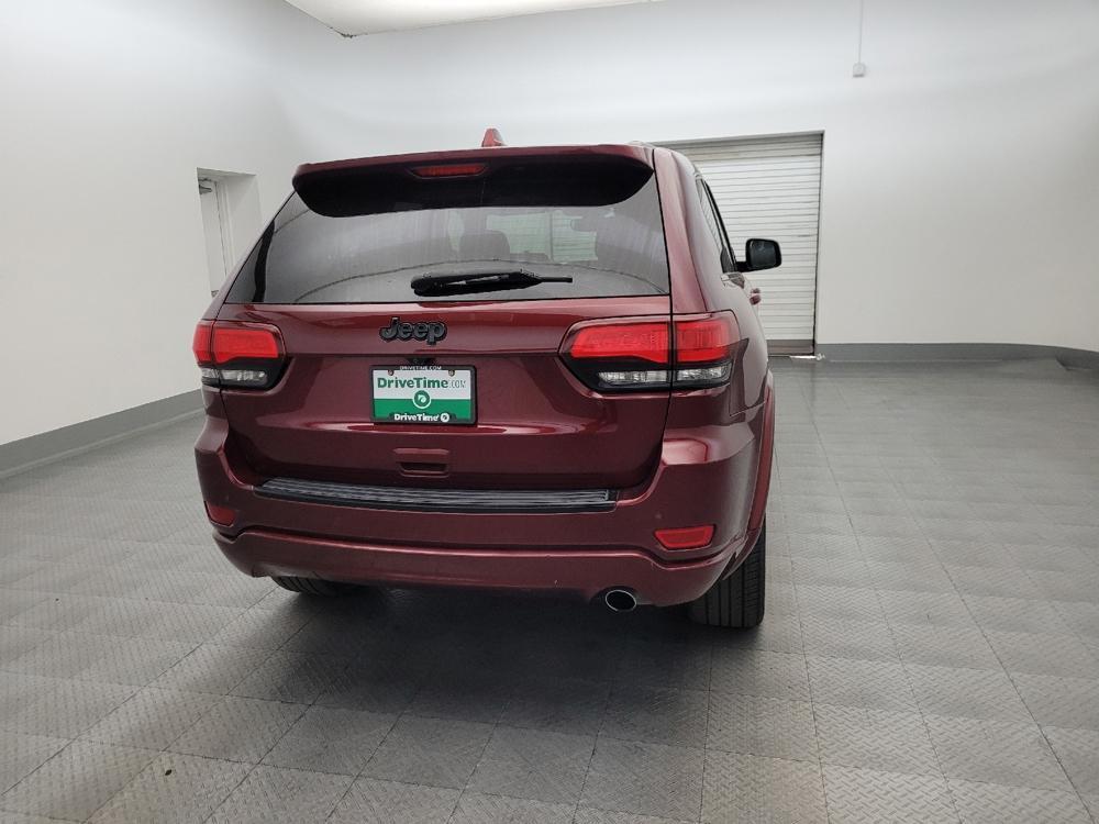 used 2018 Jeep Grand Cherokee car, priced at $16,095