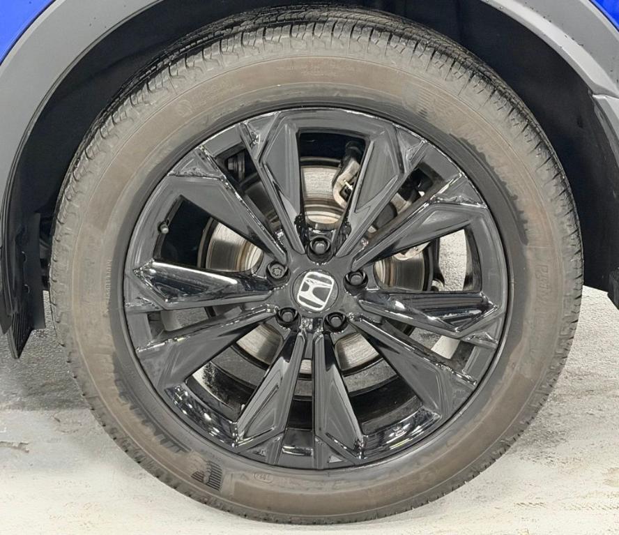 used 2025 Honda CR-V Hybrid car, priced at $37,250