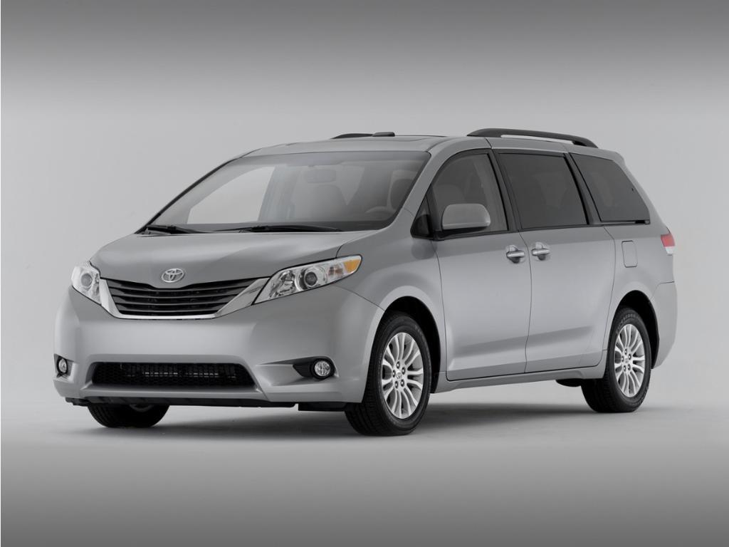 used 2014 Toyota Sienna car, priced at $19,412