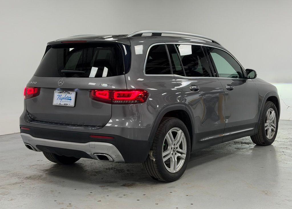used 2021 Mercedes-Benz GLB 250 car, priced at $25,000