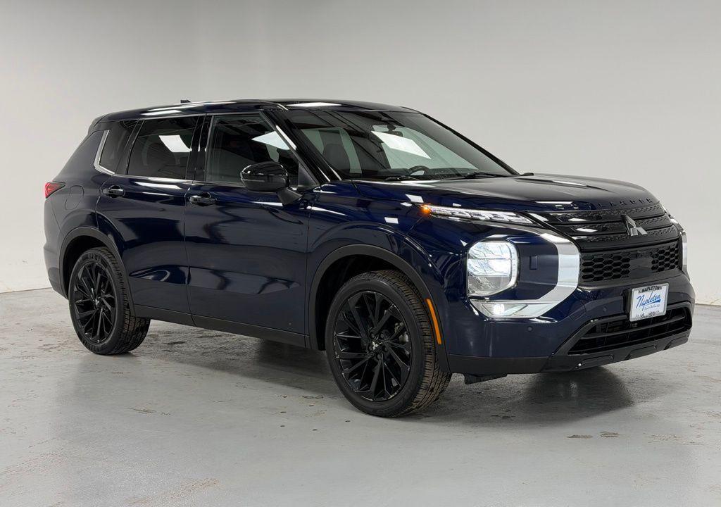 used 2022 Mitsubishi Outlander car, priced at $21,500