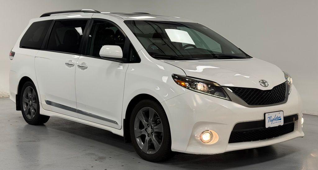 used 2016 Toyota Sienna car, priced at $21,500