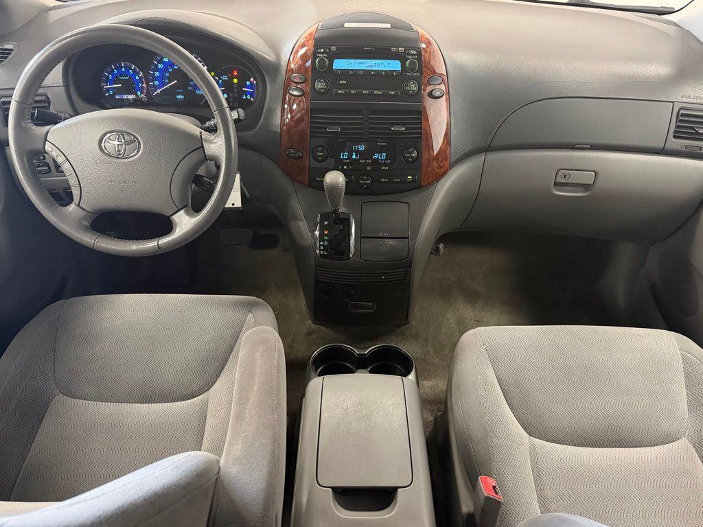 used 2007 Toyota Sienna car, priced at $8,000
