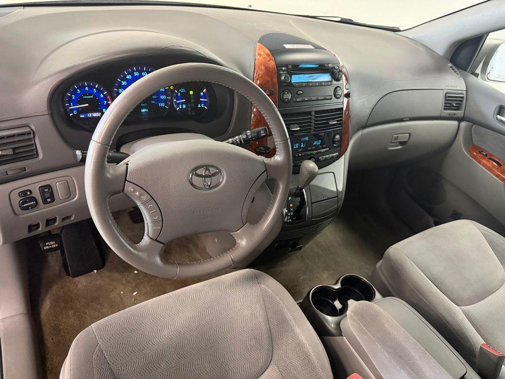 used 2007 Toyota Sienna car, priced at $8,000