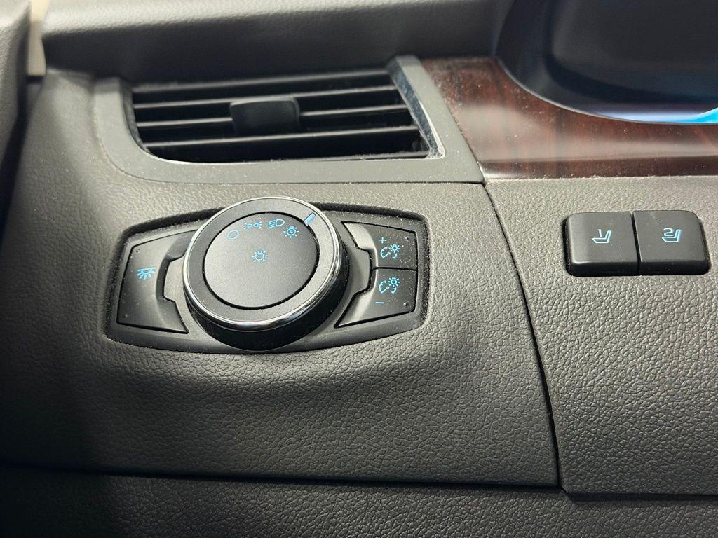 used 2014 Ford Edge car, priced at $11,000