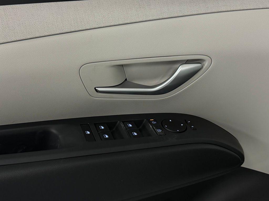 new 2026 Hyundai TUCSON Hybrid car, priced at $37,134