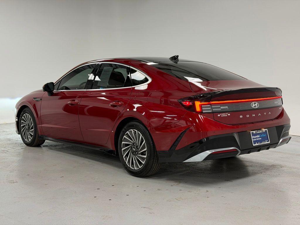 used 2025 Hyundai Sonata Hybrid car, priced at $30,750