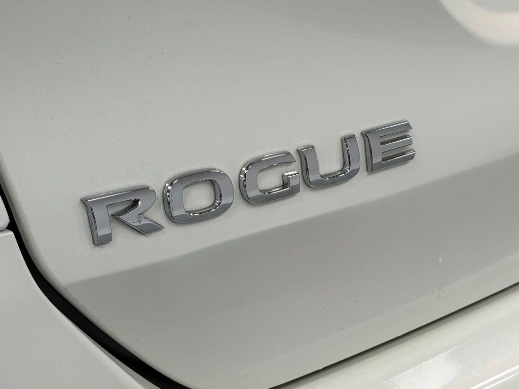 used 2016 Nissan Rogue car, priced at $15,500