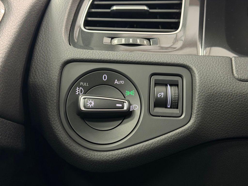 used 2019 Volkswagen Golf Alltrack car, priced at $14,000