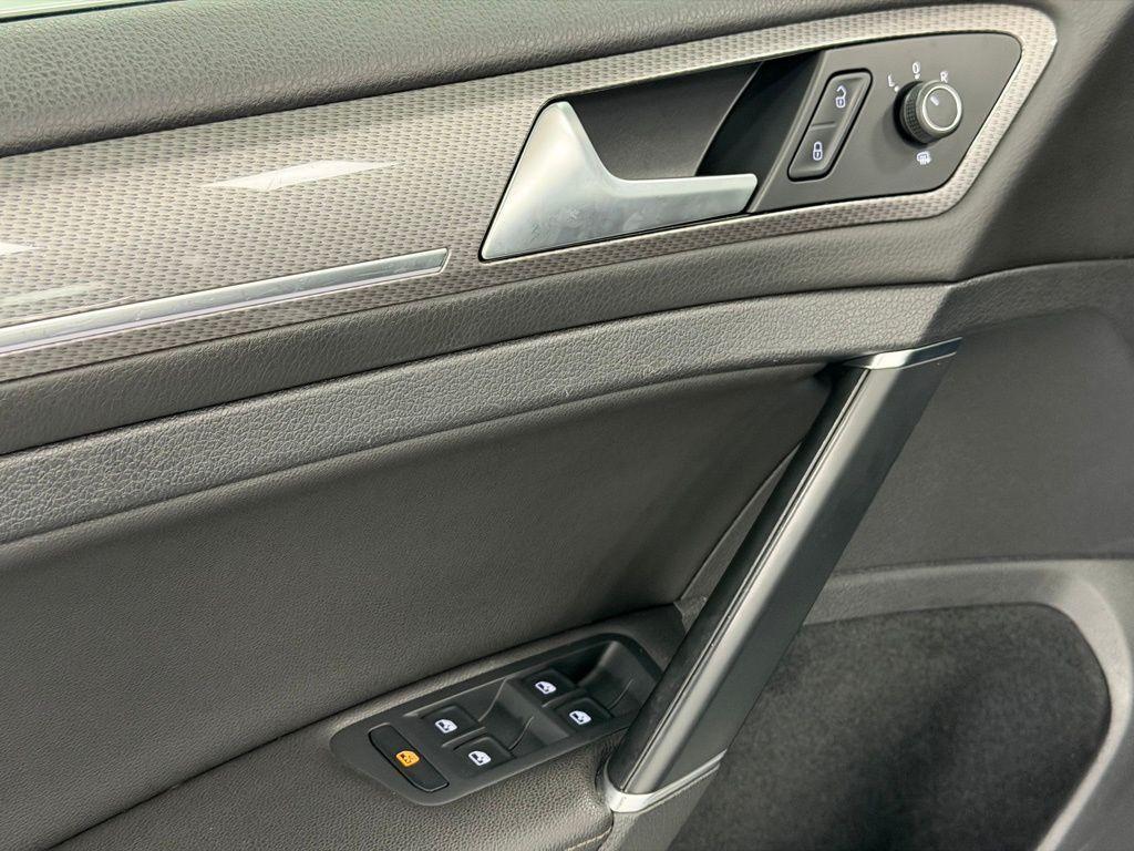 used 2019 Volkswagen Golf Alltrack car, priced at $14,000