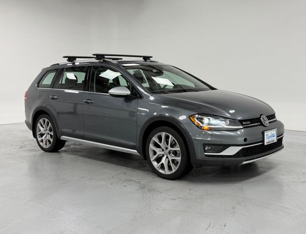 used 2019 Volkswagen Golf Alltrack car, priced at $14,000