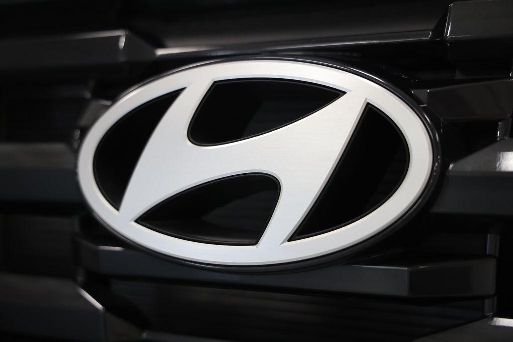 new 2026 Hyundai TUCSON Hybrid car, priced at $36,625