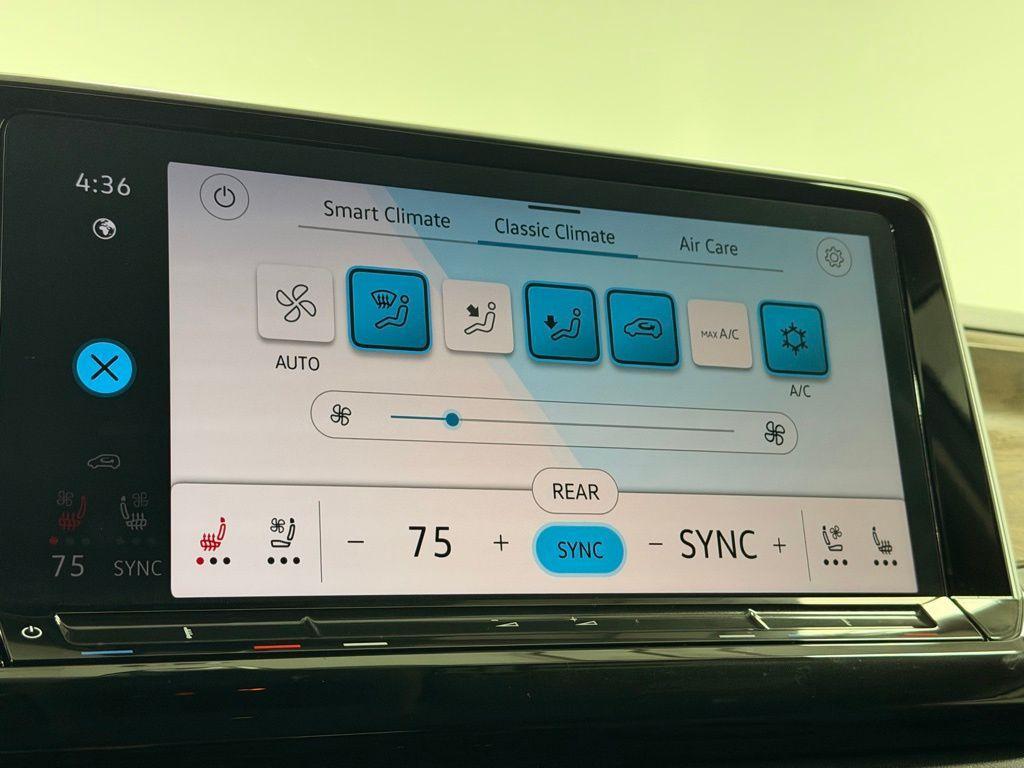 used 2024 Volkswagen Atlas car, priced at $26,500