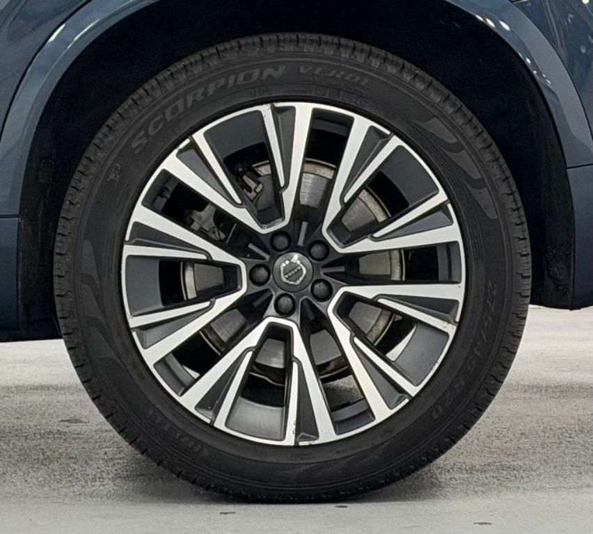 used 2022 Volvo XC90 car, priced at $25,912