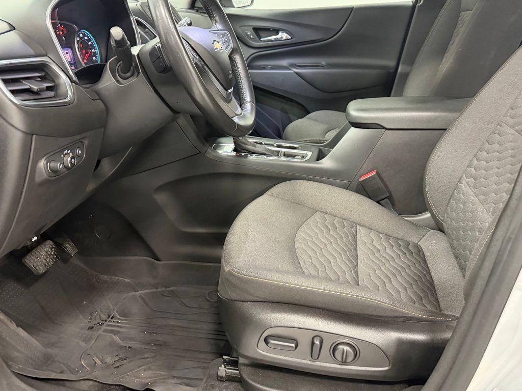 used 2021 Chevrolet Equinox car, priced at $18,250