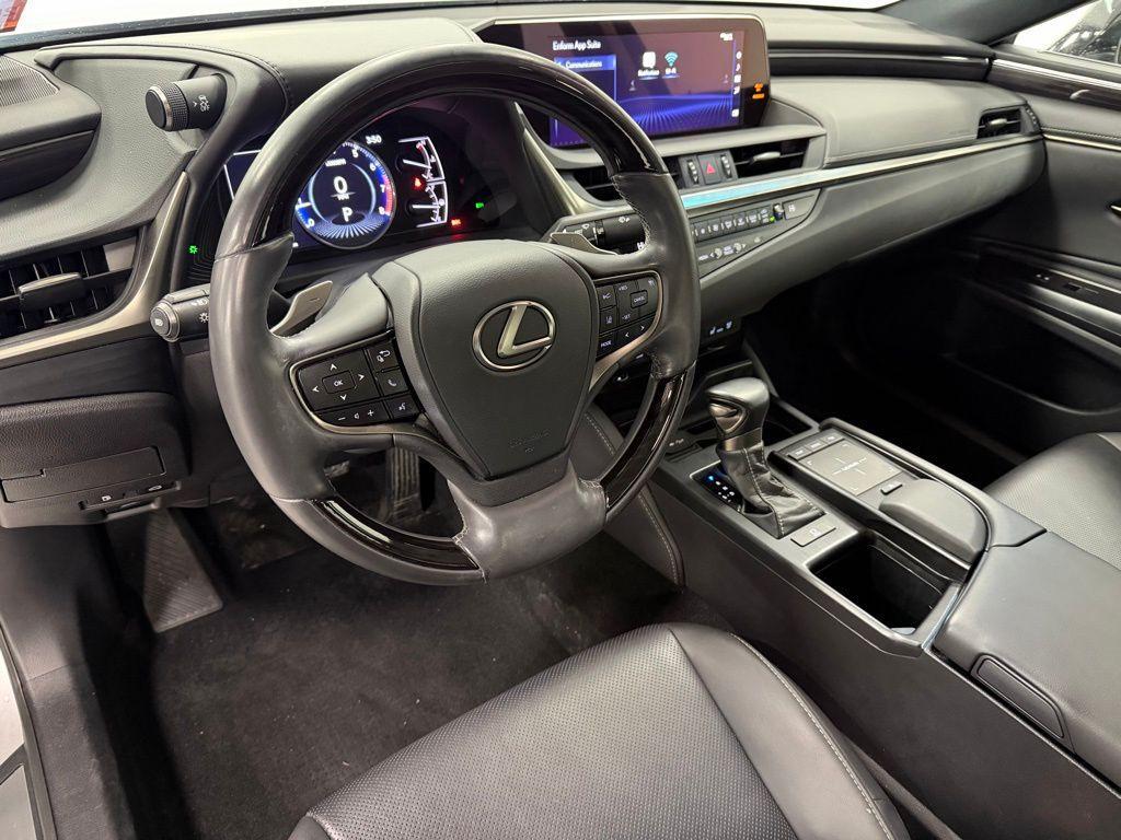 used 2020 Lexus ES 350 car, priced at $31,500