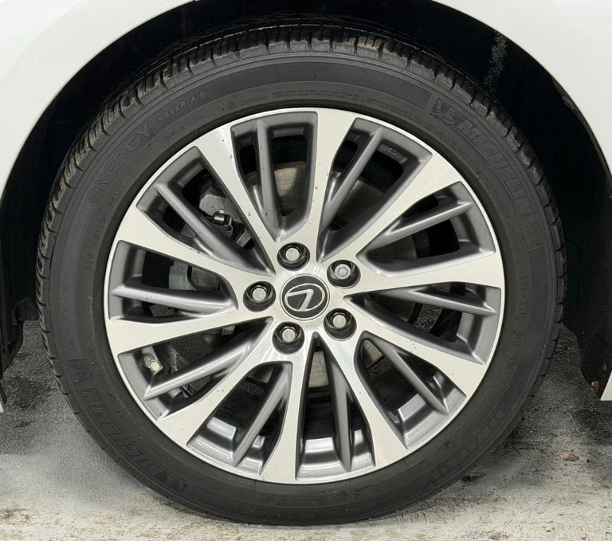 used 2020 Lexus ES 350 car, priced at $31,500