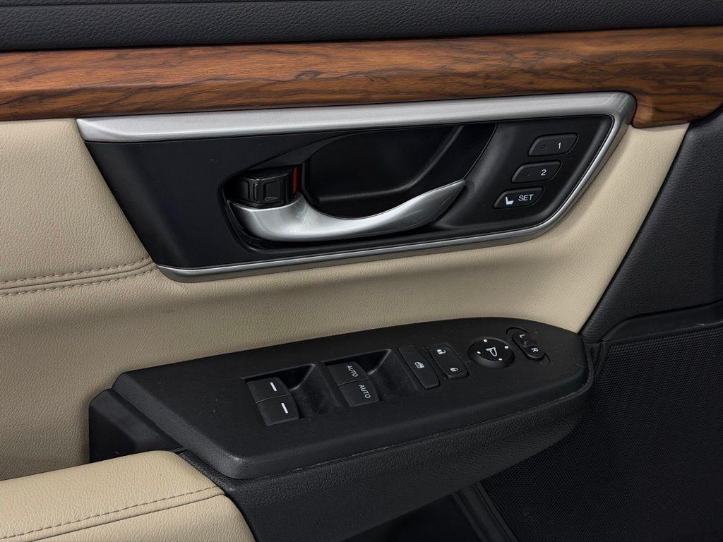 used 2020 Honda CR-V Hybrid car, priced at $25,000