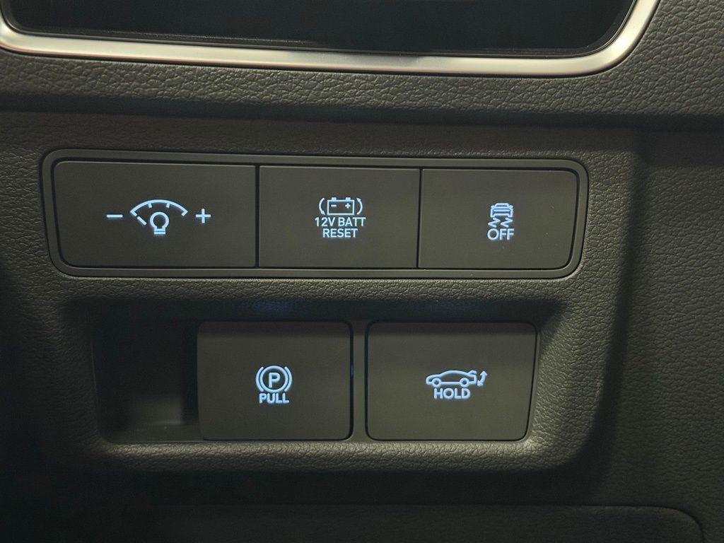 new 2025 Hyundai Sonata Hybrid car, priced at $33,250