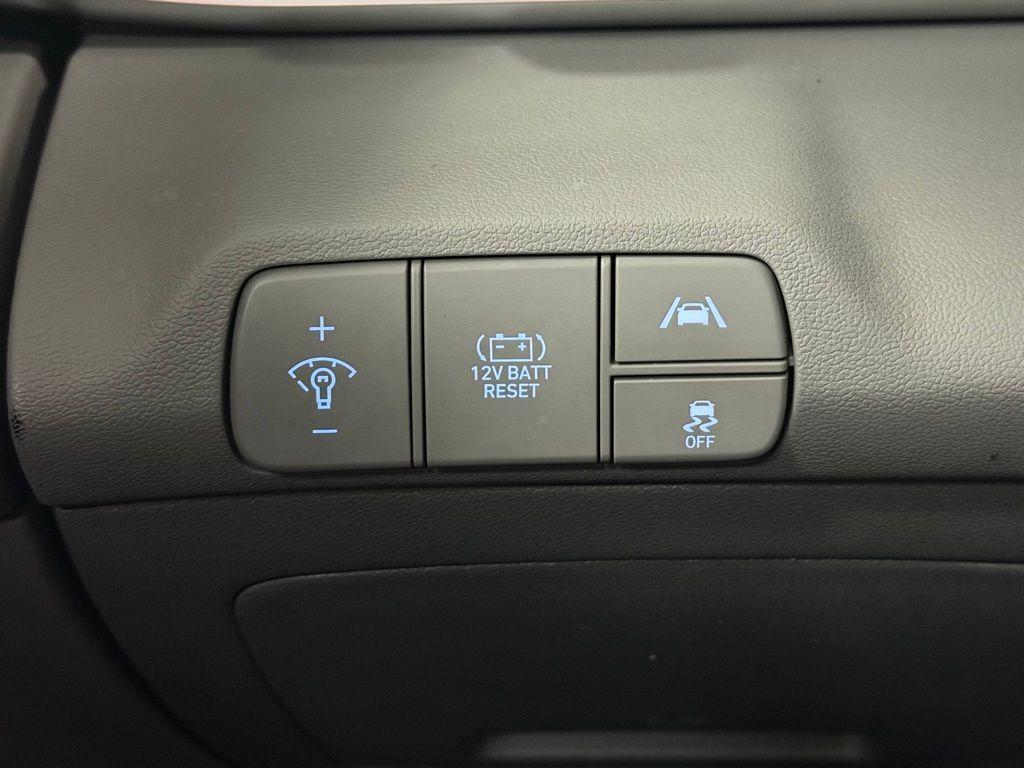 used 2021 Hyundai ELANTRA HEV car, priced at $18,000