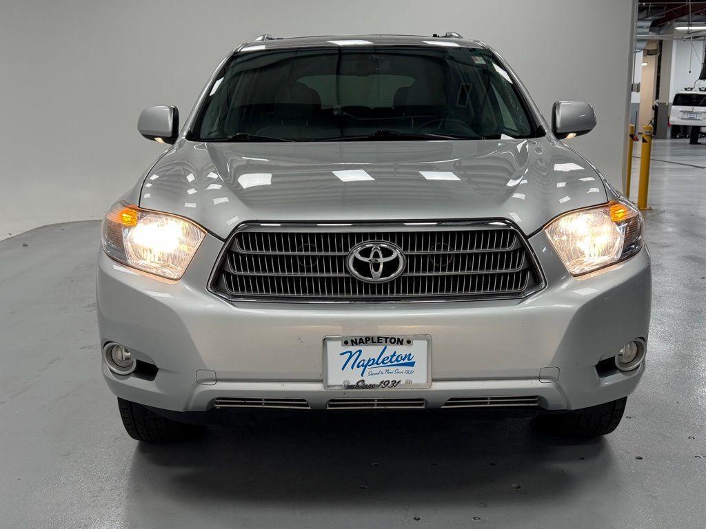 used 2010 Toyota Highlander Hybrid car, priced at $9,000