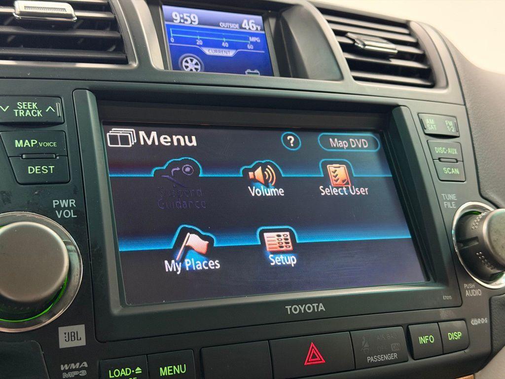 used 2010 Toyota Highlander Hybrid car, priced at $9,000