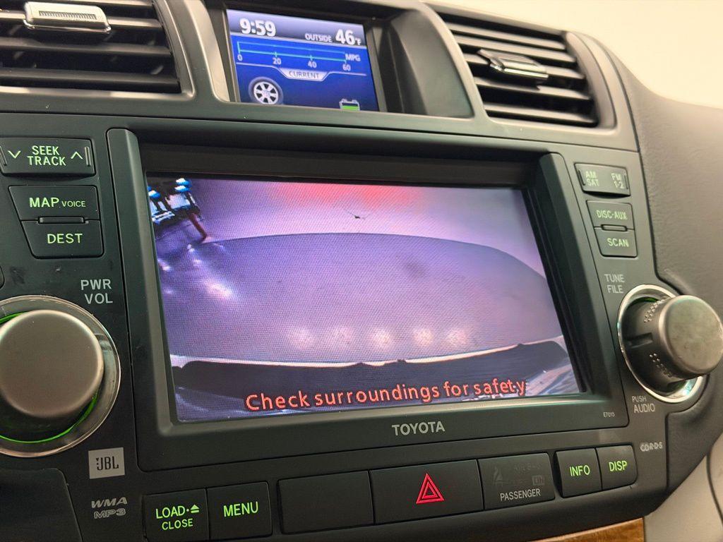 used 2010 Toyota Highlander Hybrid car, priced at $9,000