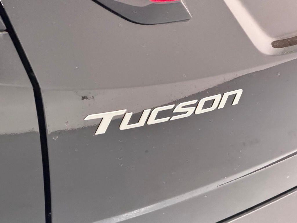 new 2026 Hyundai TUCSON Hybrid car, priced at $35,669