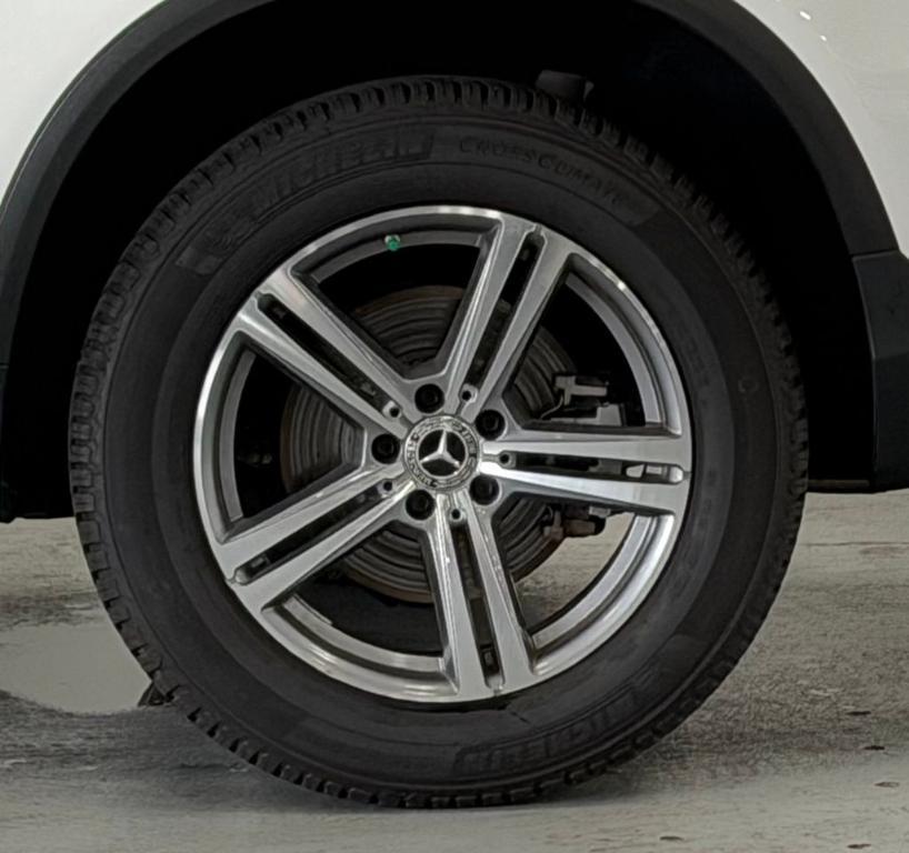 used 2022 Mercedes-Benz GLC 300 car, priced at $24,912