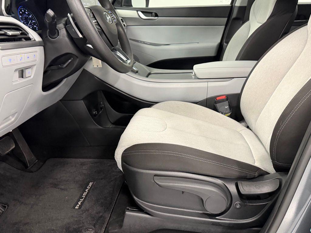 used 2022 Hyundai Palisade car, priced at $27,000