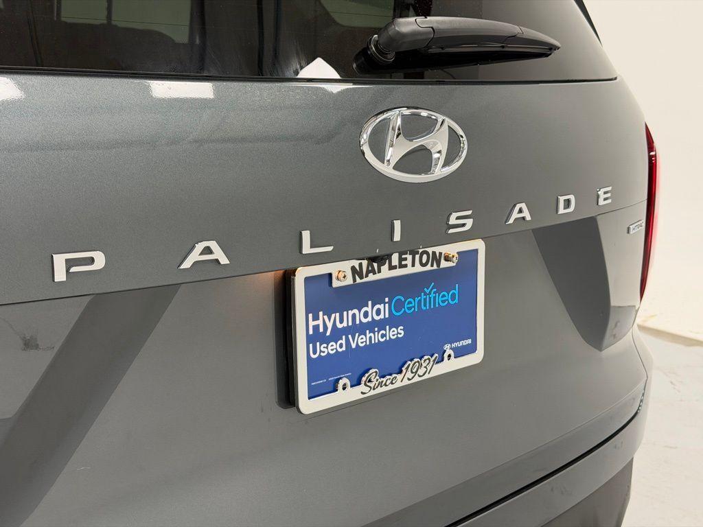 used 2022 Hyundai Palisade car, priced at $27,000