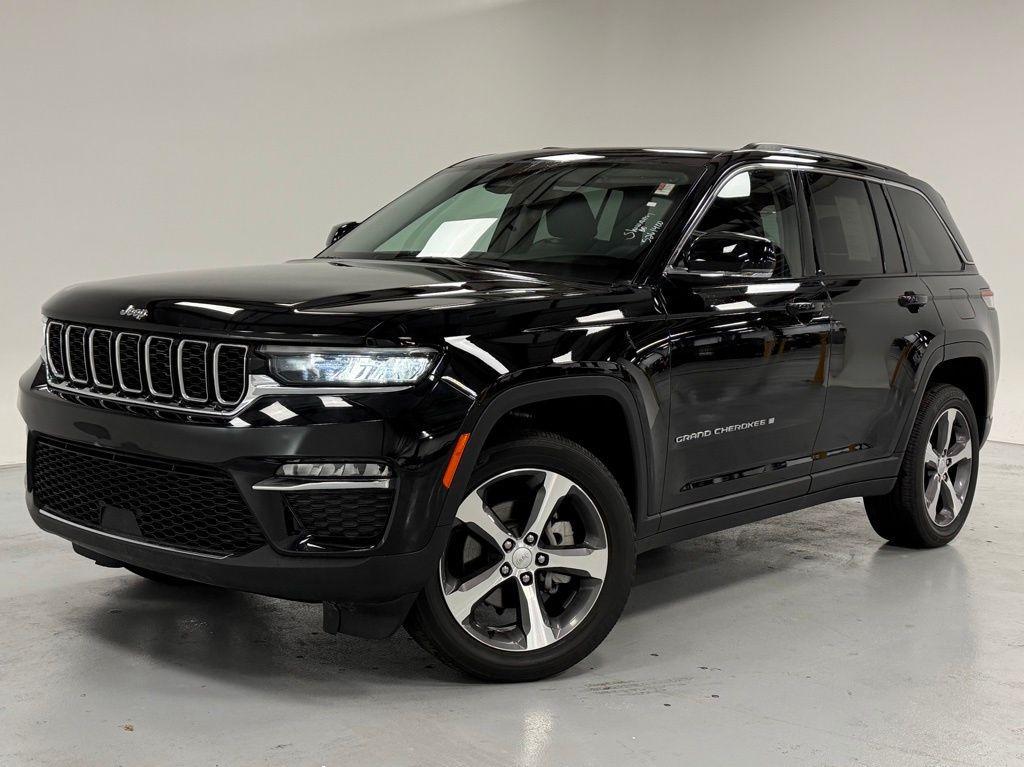used 2023 Jeep Grand Cherokee car, priced at $29,000