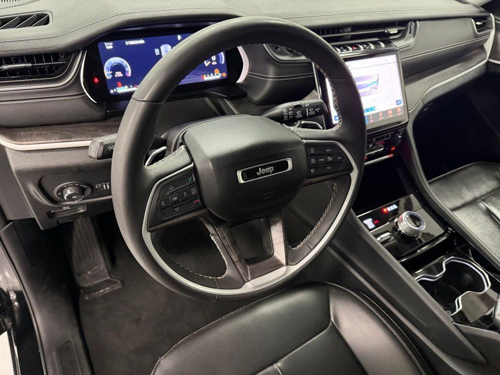 used 2023 Jeep Grand Cherokee car, priced at $29,000