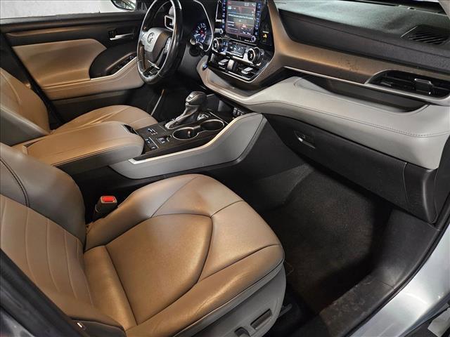 used 2021 Toyota Highlander car, priced at $28,926