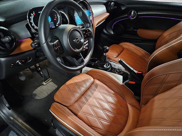 used 2024 MINI Hardtop car, priced at $25,877