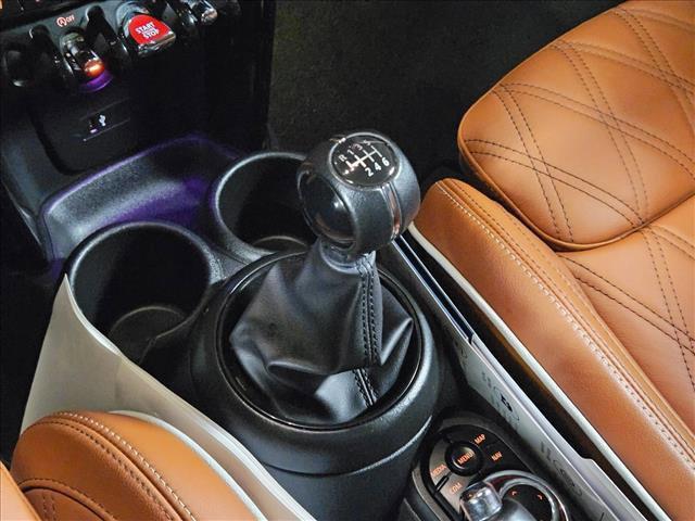 used 2024 MINI Hardtop car, priced at $25,877