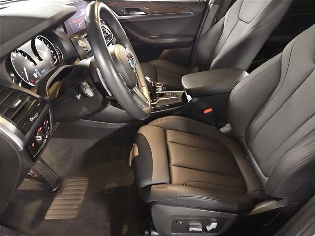 BMW X3 view 17