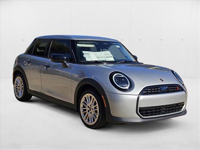 used 2025 MINI Hardtop car, priced at $36,595