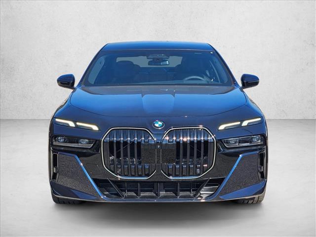 new 2025 BMW 760 car, priced at $129,325
