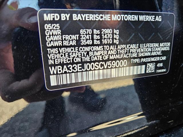 new 2025 BMW 760 car, priced at $129,325