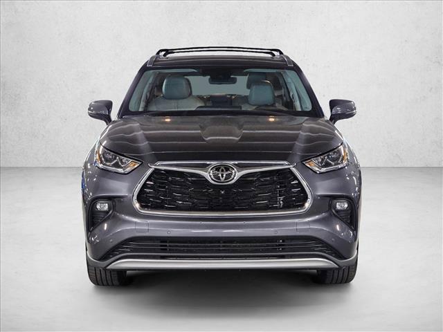 used 2023 Toyota Highlander car, priced at $39,020