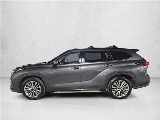 used 2023 Toyota Highlander car, priced at $39,020