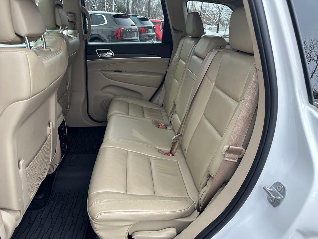 used 2017 Jeep Grand Cherokee car, priced at $10,990