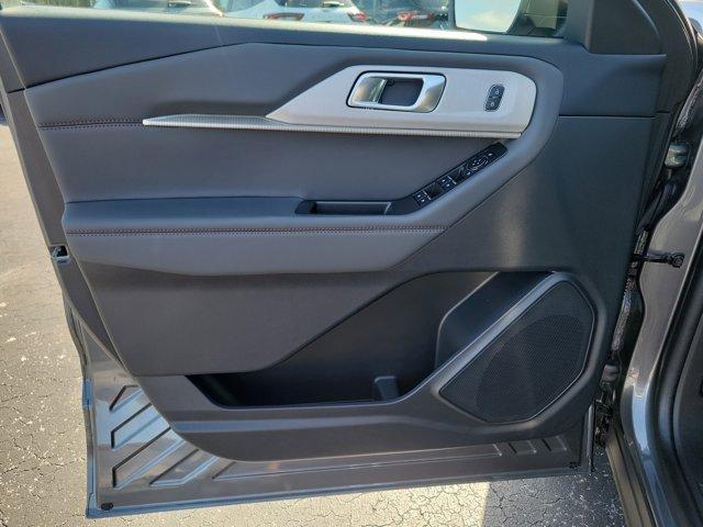 used 2025 Ford Explorer car, priced at $36,532