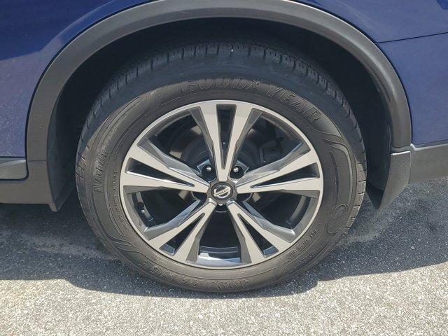 used 2017 Nissan Rogue car, priced at $11,899