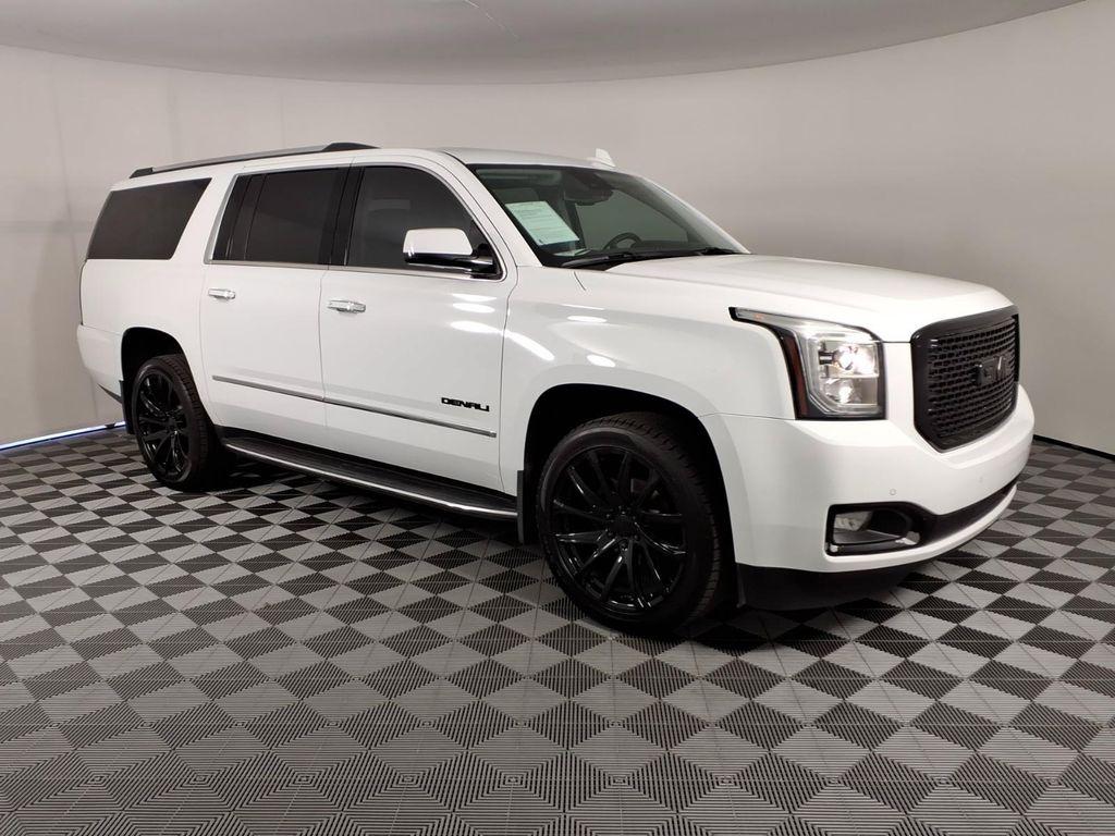 used 2019 GMC Yukon XL car, priced at $35,076
