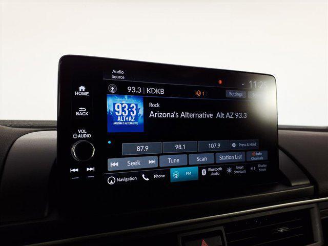 used 2025 Honda Pilot car, priced at $40,977