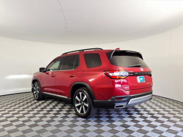 used 2025 Honda Pilot car, priced at $40,977