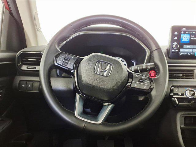 used 2025 Honda Pilot car, priced at $40,977